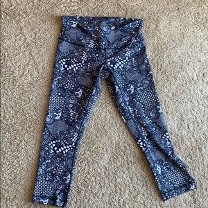 Lulu lemon crop leggings